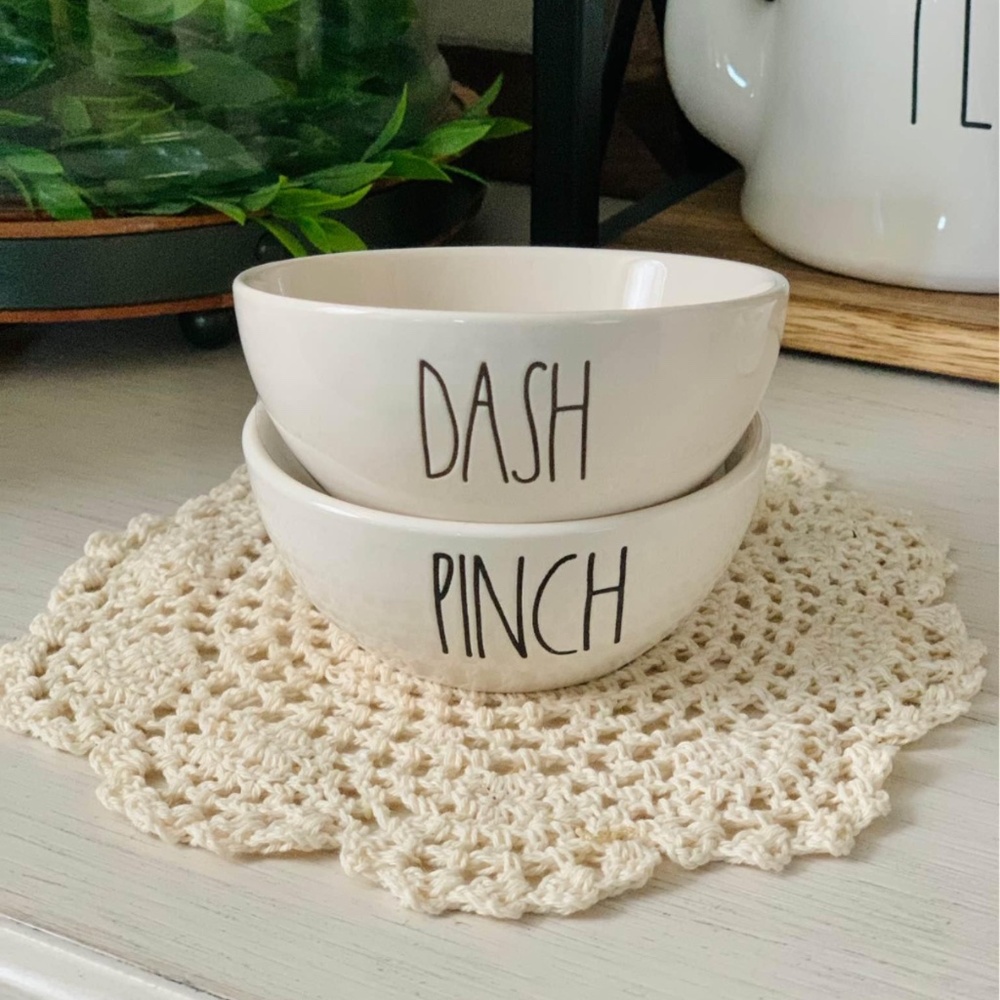 Rae Dunn Pinch & Dash Mini Bowls
